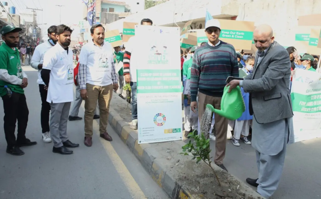 Cleanup drive in Lahore.